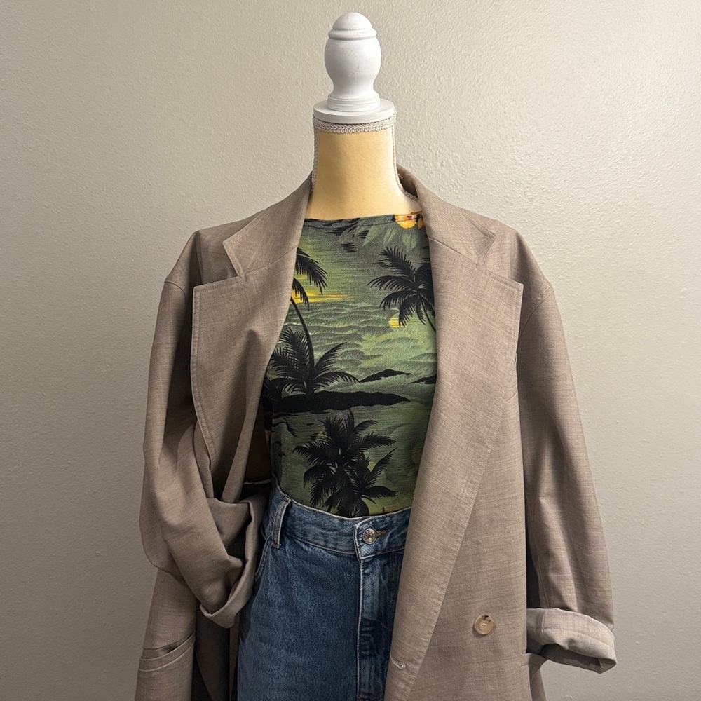 Vintage Tropical Print Women's Spandex-y Top, Size L